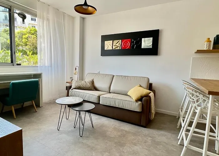 Bd Grosso Apt 4 Prs, 300M Plage, Clim, Parking