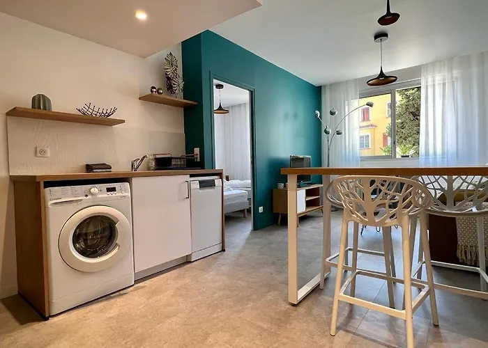 Bd Grosso Apt 4 Prs, 300M Plage, Clim, Parking