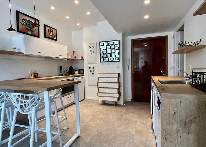 Bd Grosso Apt 4 Prs, 300M Plage, Clim, Parking